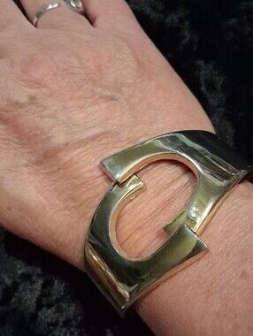 Vintage Gold Cuff Bracelet with Open Horseshoe Motif